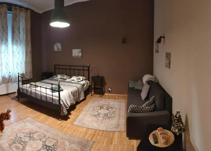 Elpida Apartment